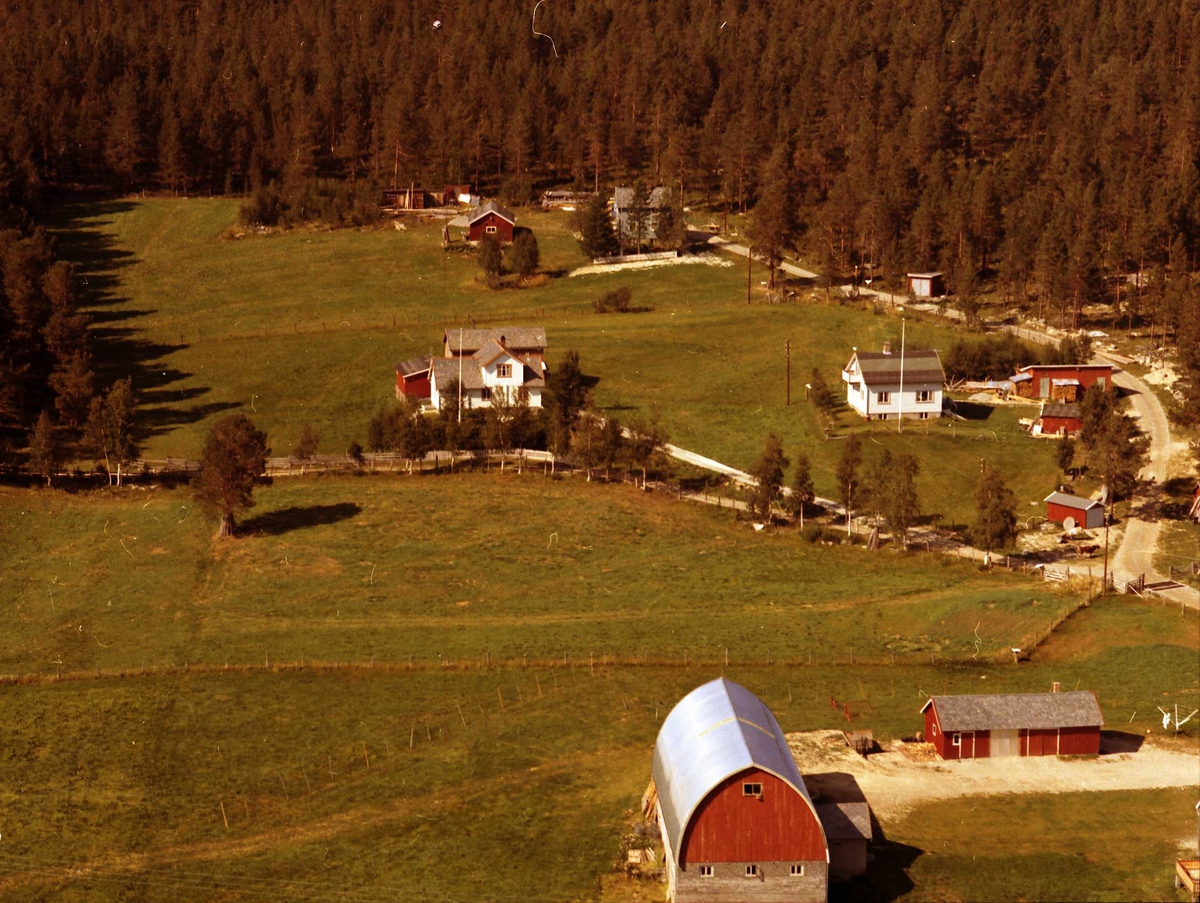 Widerøes Flyveselskap A/S, Gårdsbruk.