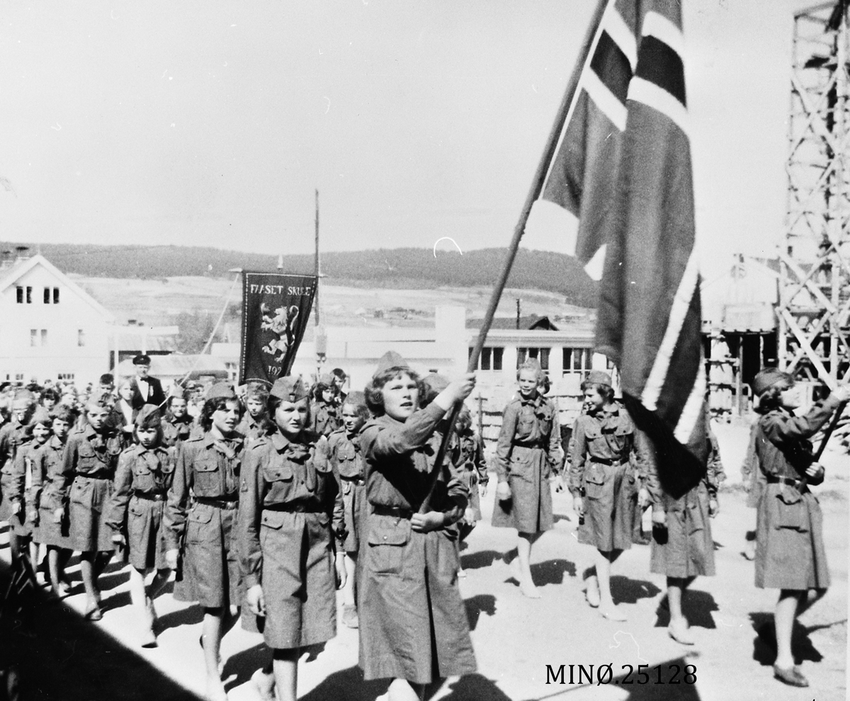 Ukjent, Jentespeiderne 17. mai 1959