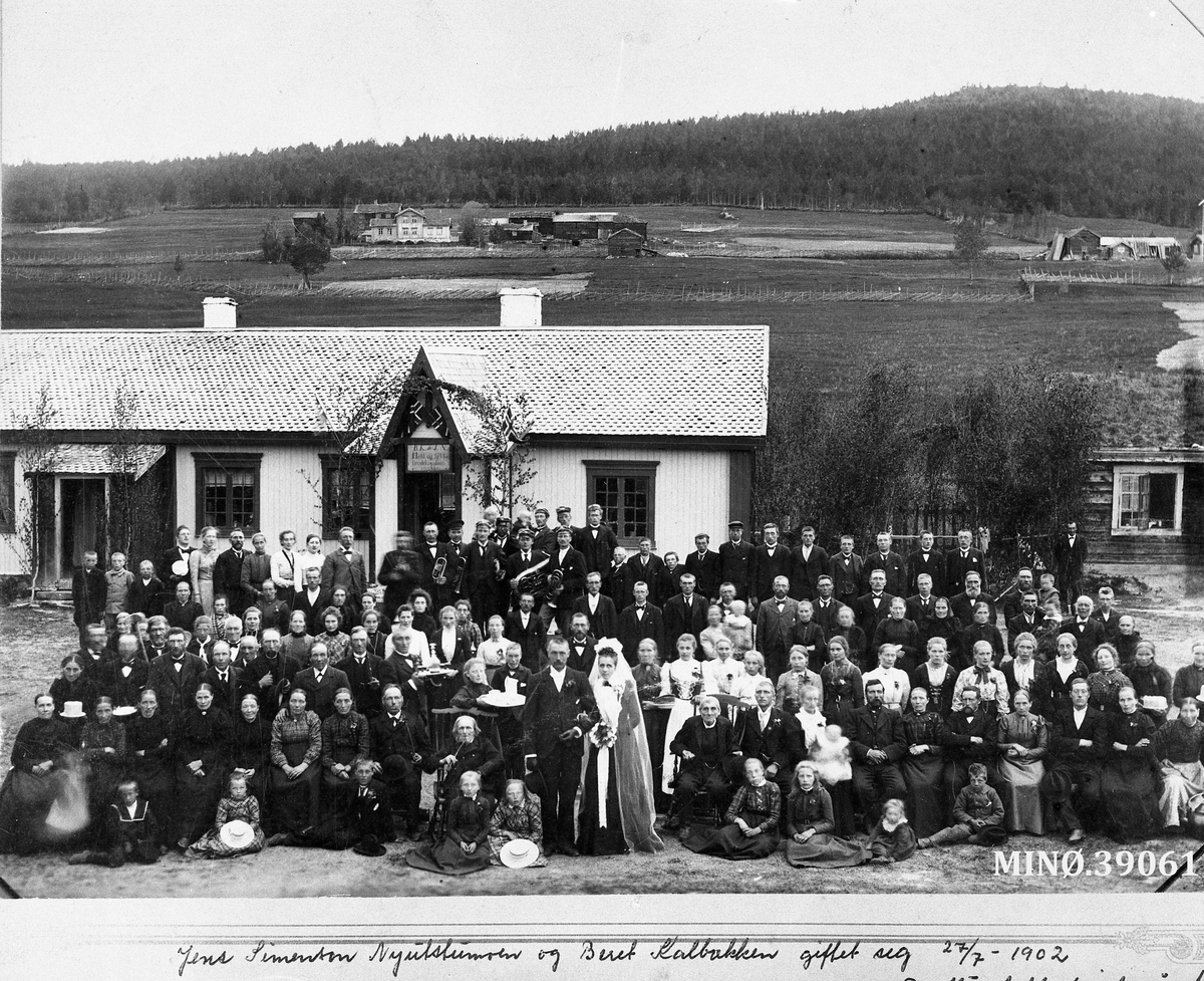 Ukjent, Gruppebilde, bryllup på Nyutstumoen, Tynset-