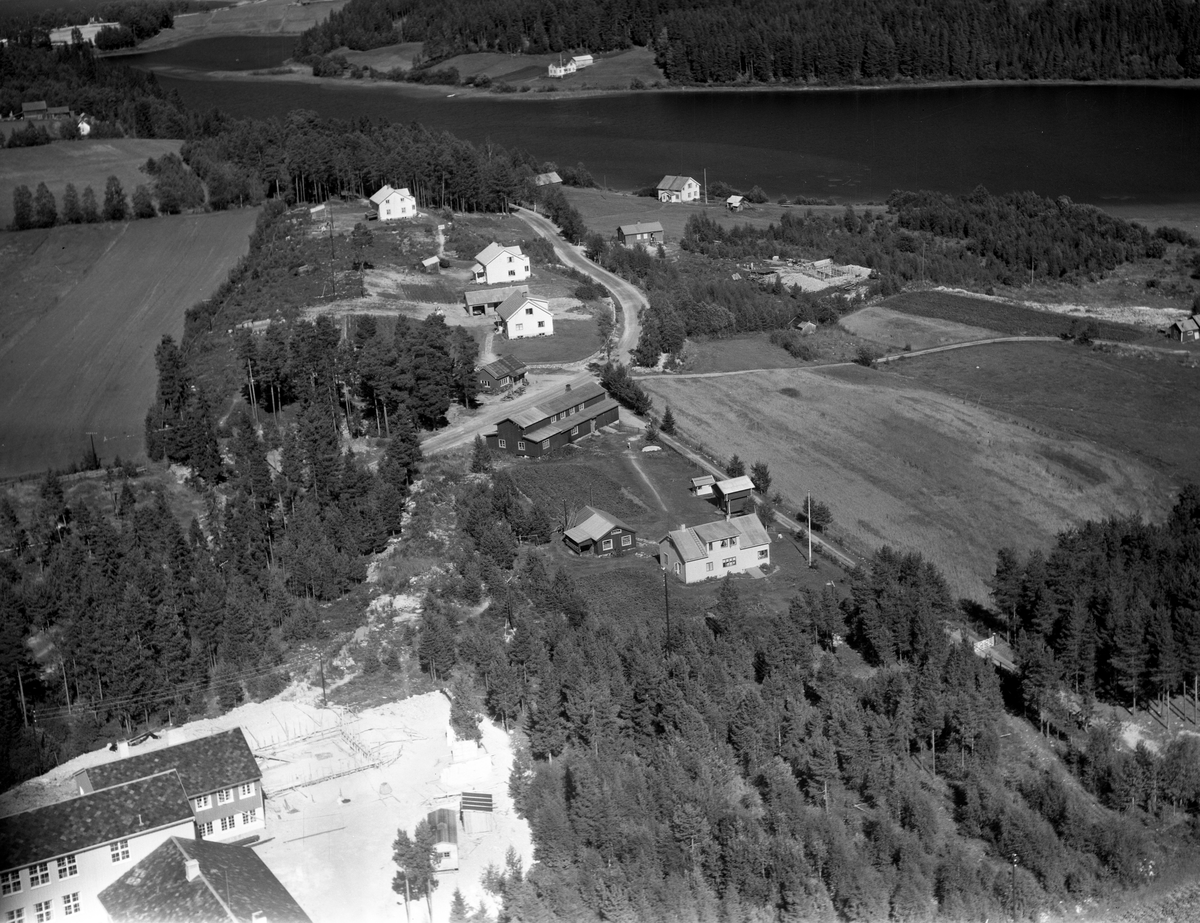 Widerøes Flyveselskap A/S, Gårdsbruk.