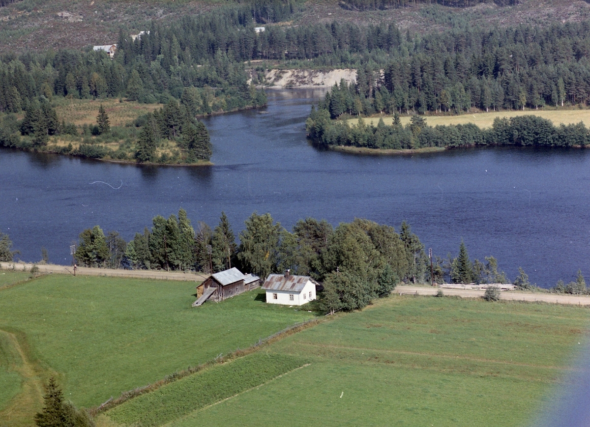 Widerøes Flyveselskap A/S, Gardsbruk Rendalen