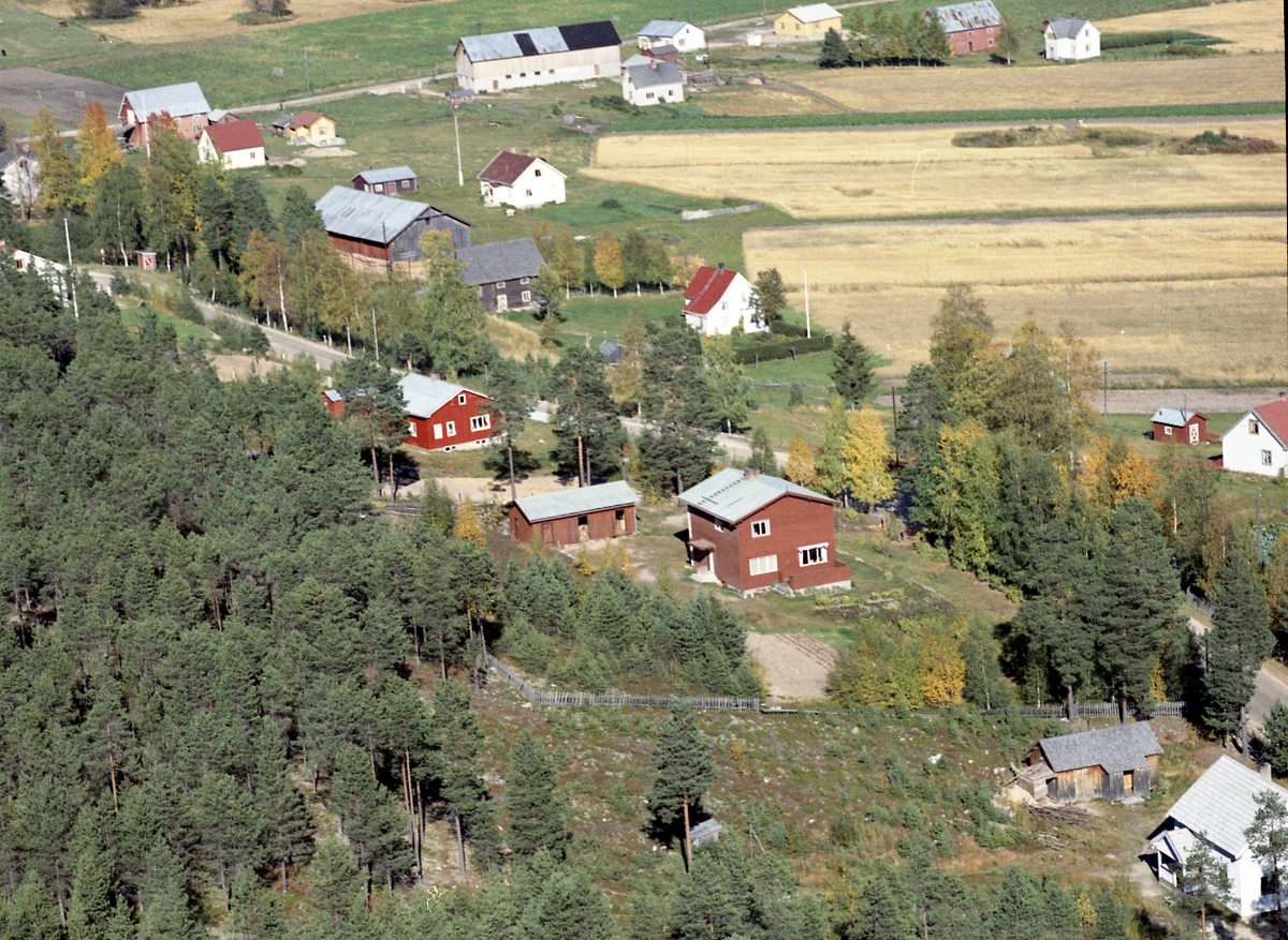 Widerøes Flyveselskap A/S, Bolighus