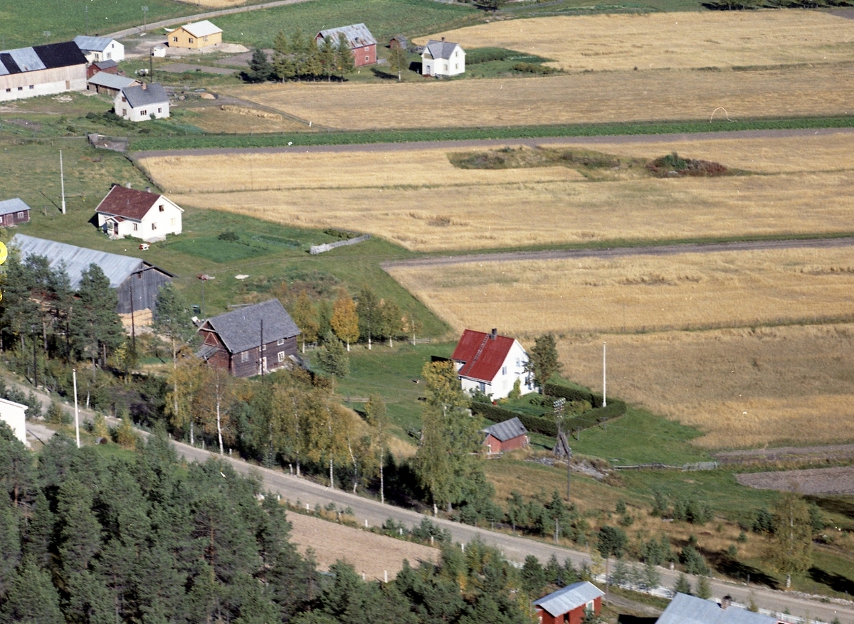 Widerøes Flyveselskap A/S, Bolighus