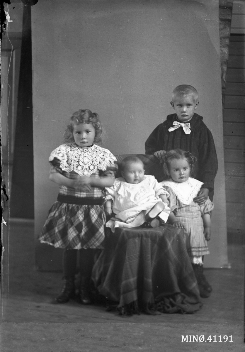 Oscar Holte, Portrett av barna til O. Hansen