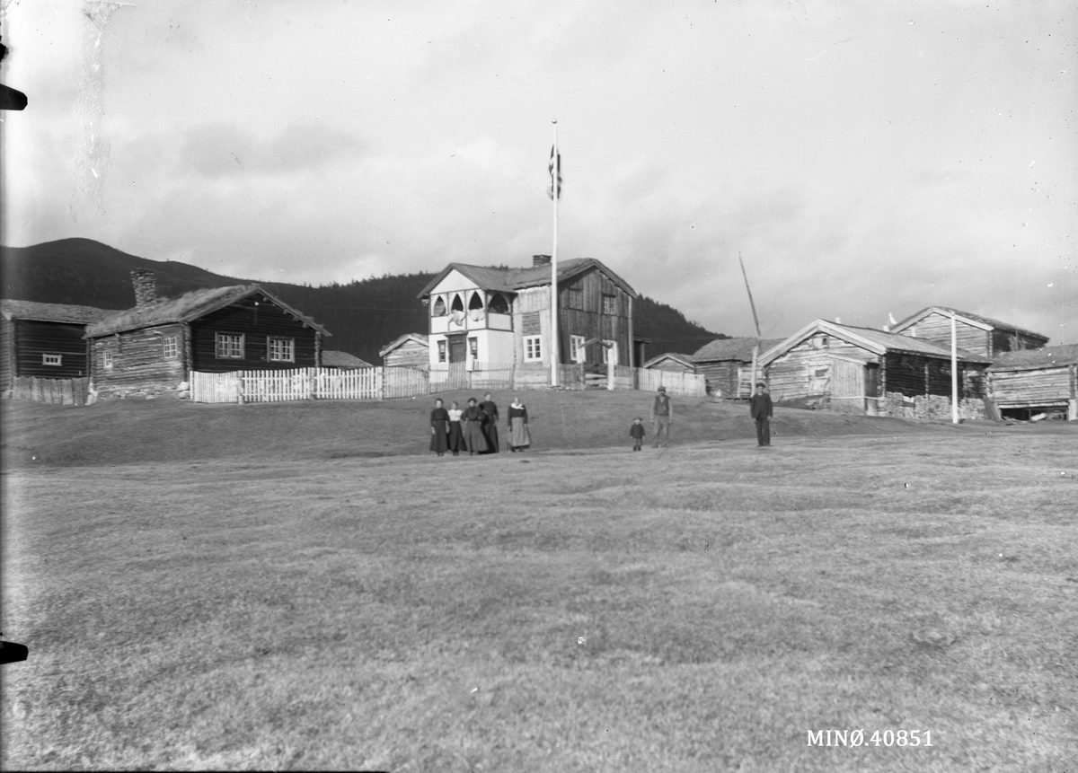 Oscar Holte, Gardsbruk - Lohn gård.