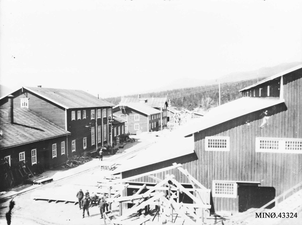 Axel Rosenvinge Brostrup, Folldal Verk, bygninger