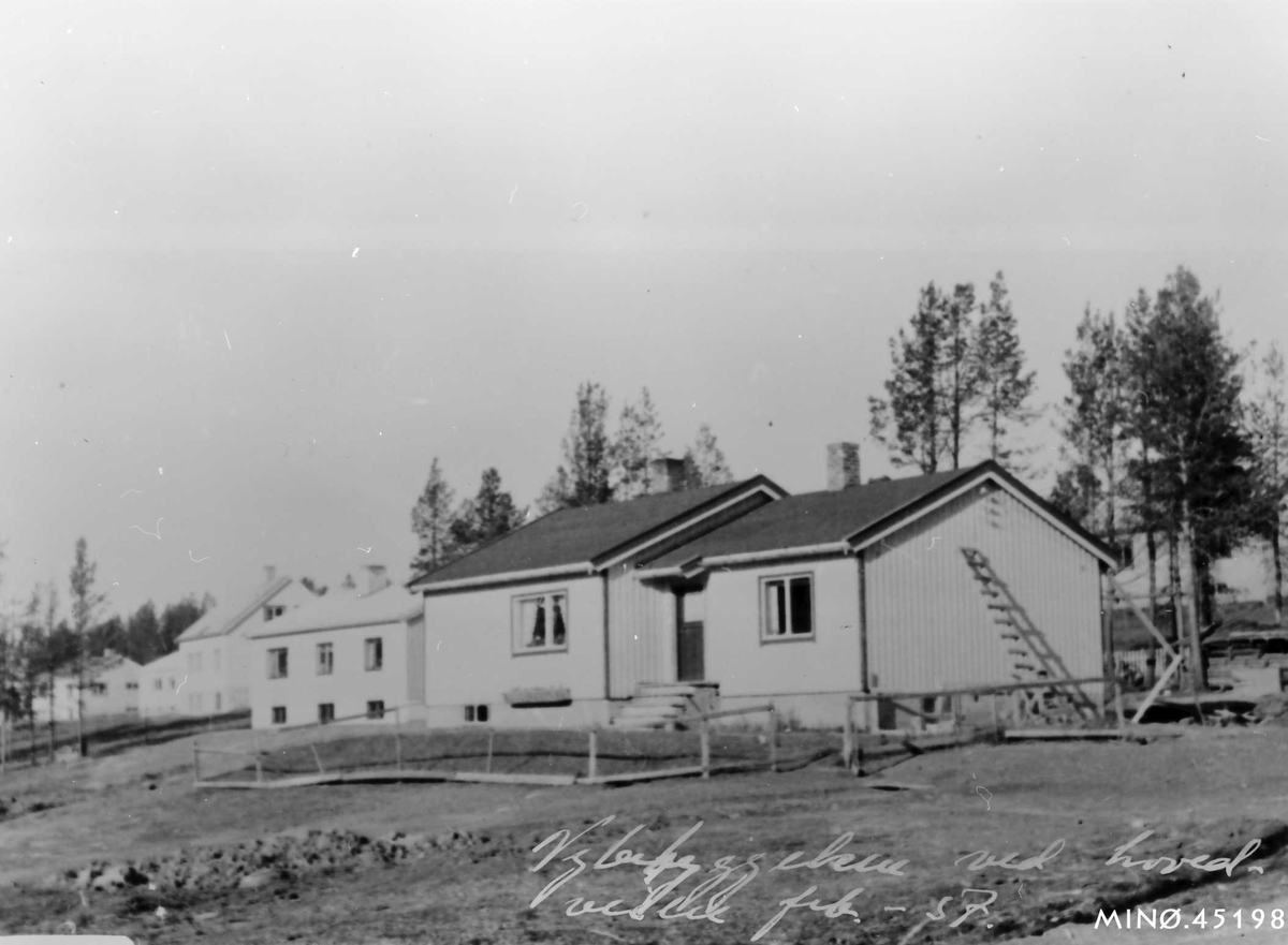 Ukjent, Boliger