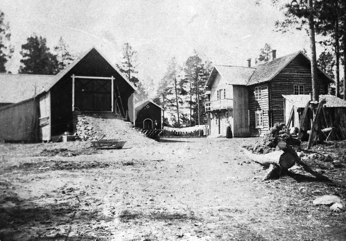 Jan Erik Øvergård, Gårdsbruk.