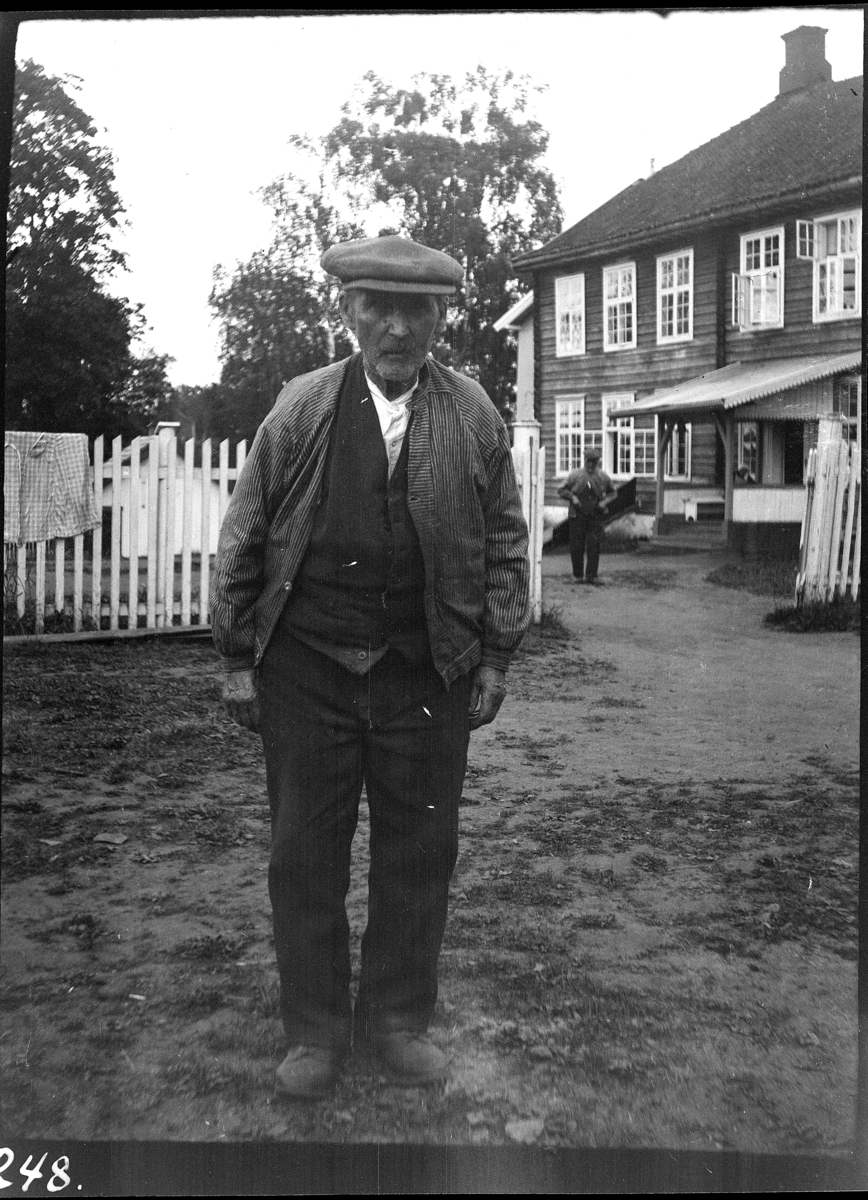 Karl Andreas Diesen, Iver Kristiansen, portrett, Frenning, Romedal gamlehjem,