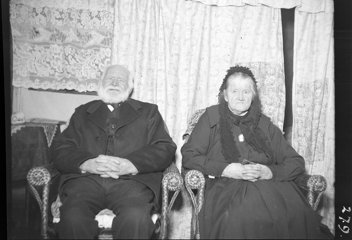 Karl Andreas Diesen, Stenbrudepar Anders Kristiansen Kartomten, Gina Simensdatter gift 1867. Kartomten, Vang.