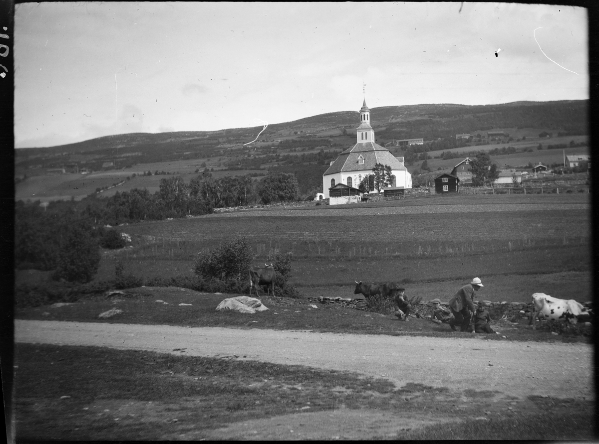 Karl Andreas Diesen, Nord-Fron kirke, Hundorp.