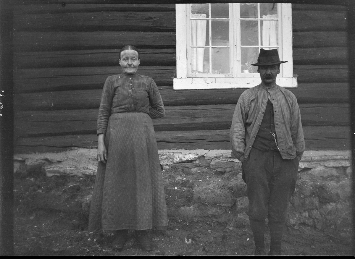 Karl Andreas Diesen, Anne og Fosmoen, Sevelvangen (?), Savalvangen(?) seter, Tynset.