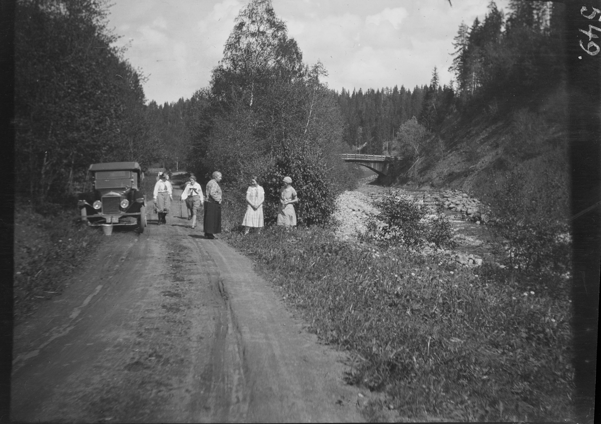 Karl Andreas Diesen, Bjørgedalen, Furnes, biltur, Flagstadelva, ukjente.