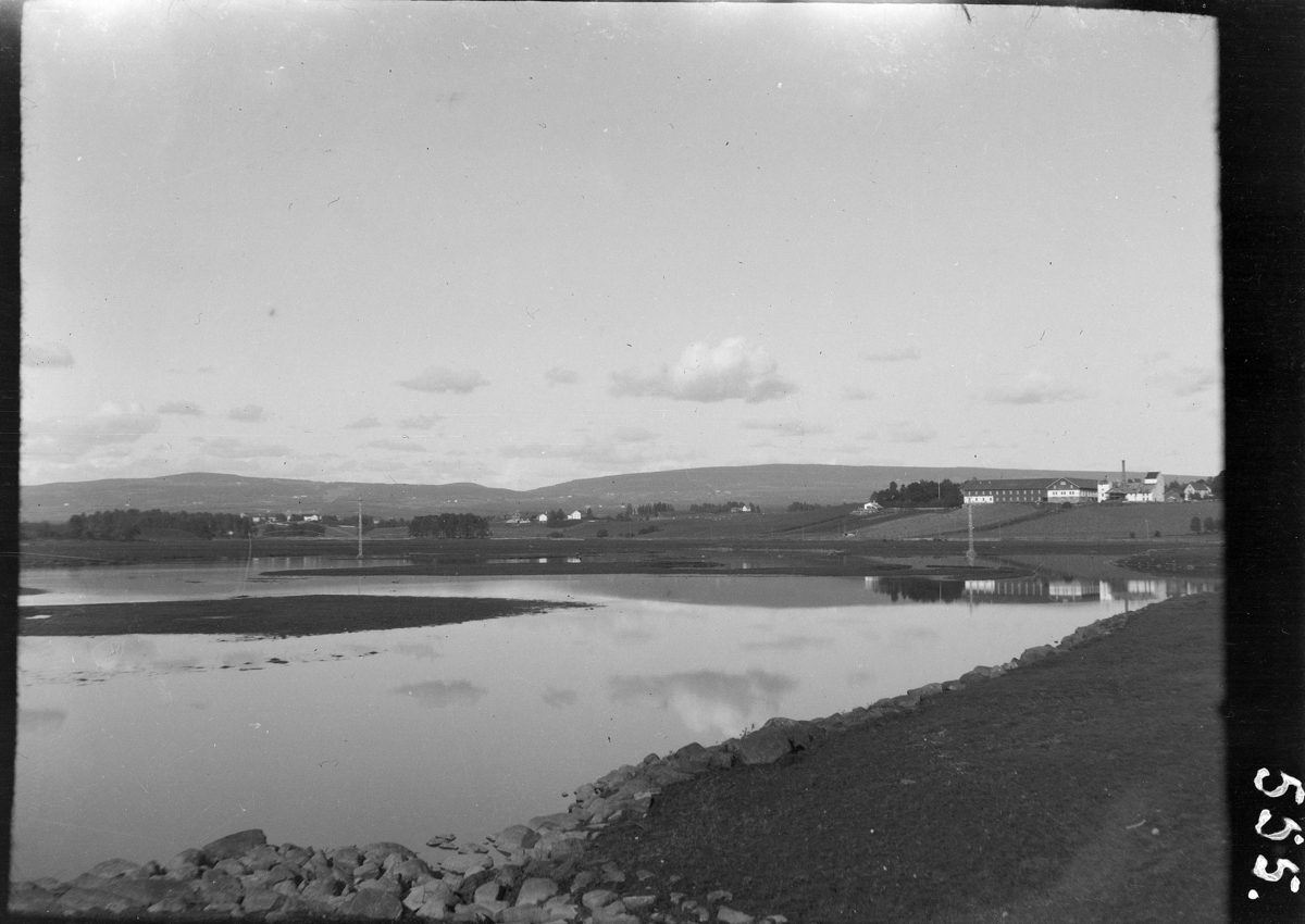 Karl Andreas Diesen, Åkersvika, vannspeil, Sæli gard,