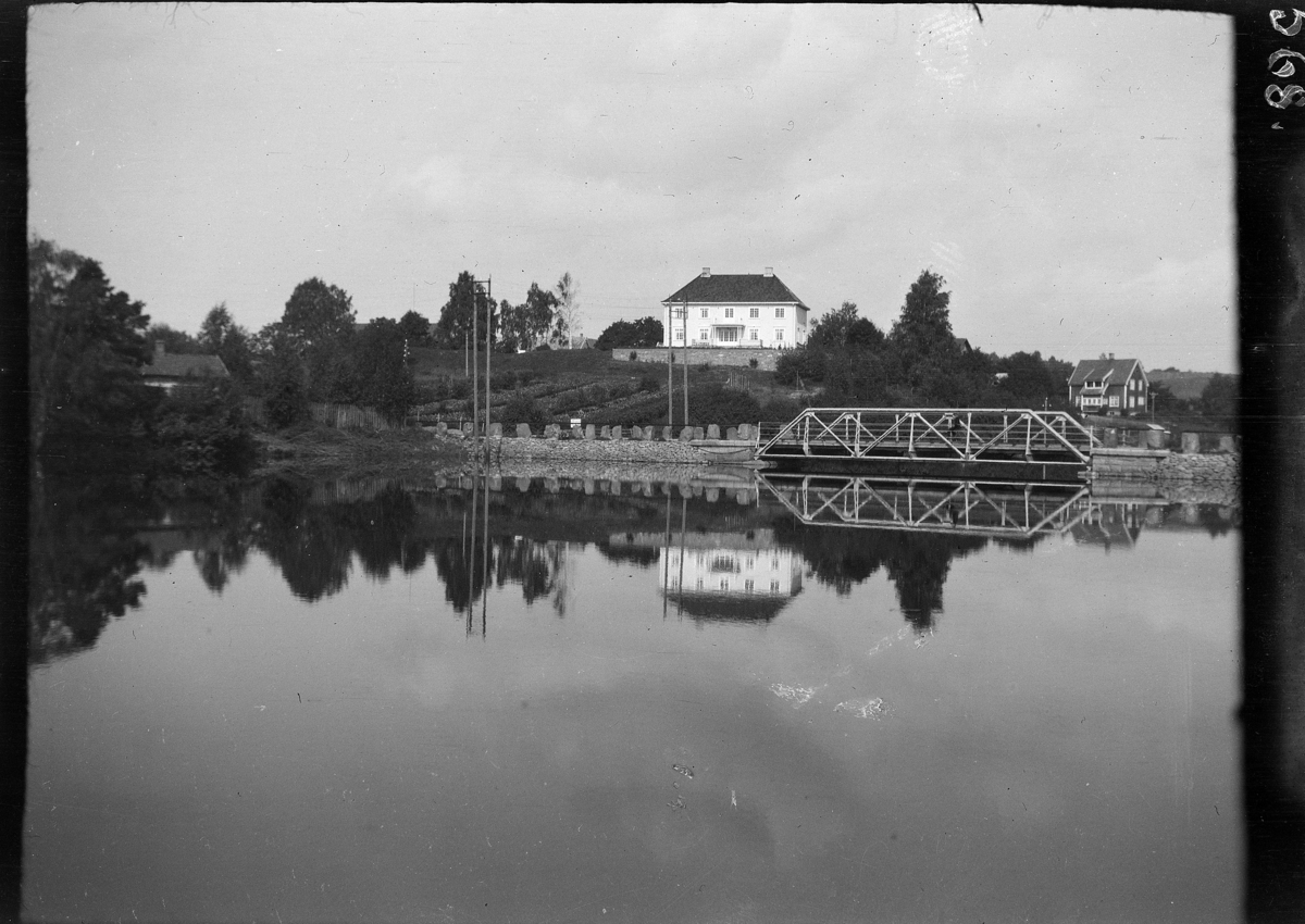 Karl Andreas Diesen, Disenhøi, Disenbrua, vannspeil, Åkersvika, Mjøsa, Hamar.
