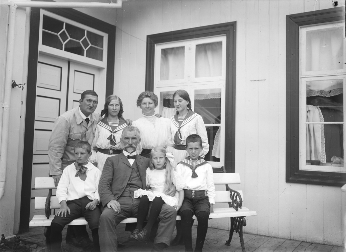 Otto W. F. Mejlænder, Legebolig Dunker, Nordre Bæk, Trysil, Familiegruppe Mejlænder.