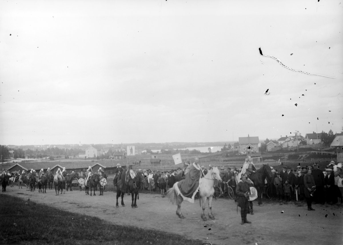 Otto W. F. Mejlænder, Historisk opptog, Utstillingsplassen, Hamar.