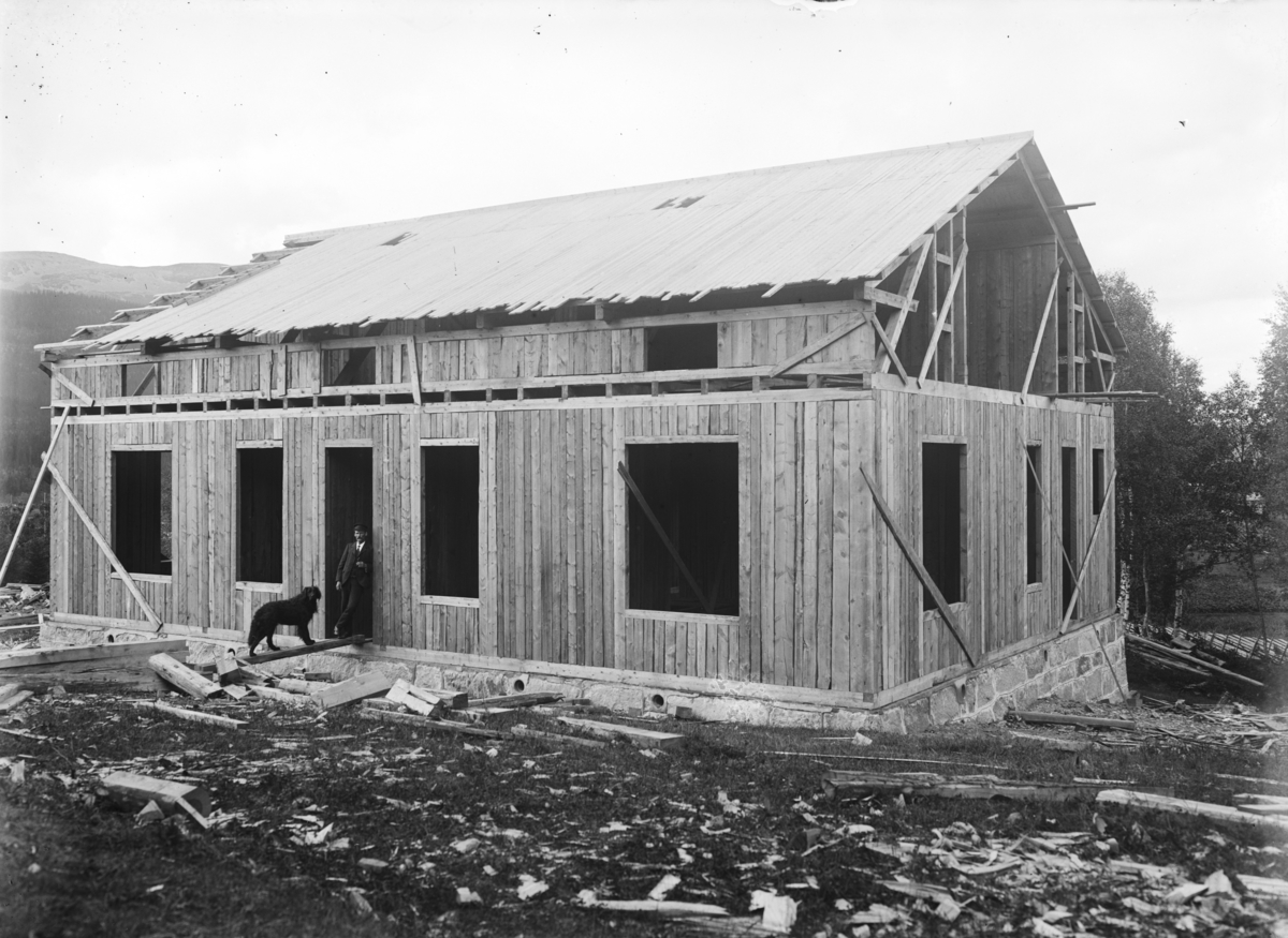 Otto W. F. Mejlænder, Trysil sykehus, under oppføring,