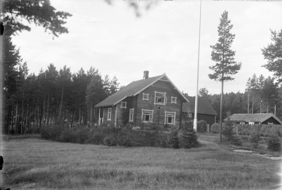 Anders O. Sørhuus, Gardstun