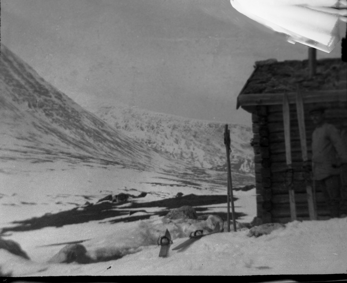 Anders O. Sørhuus, Utsikt fra hyttevegg