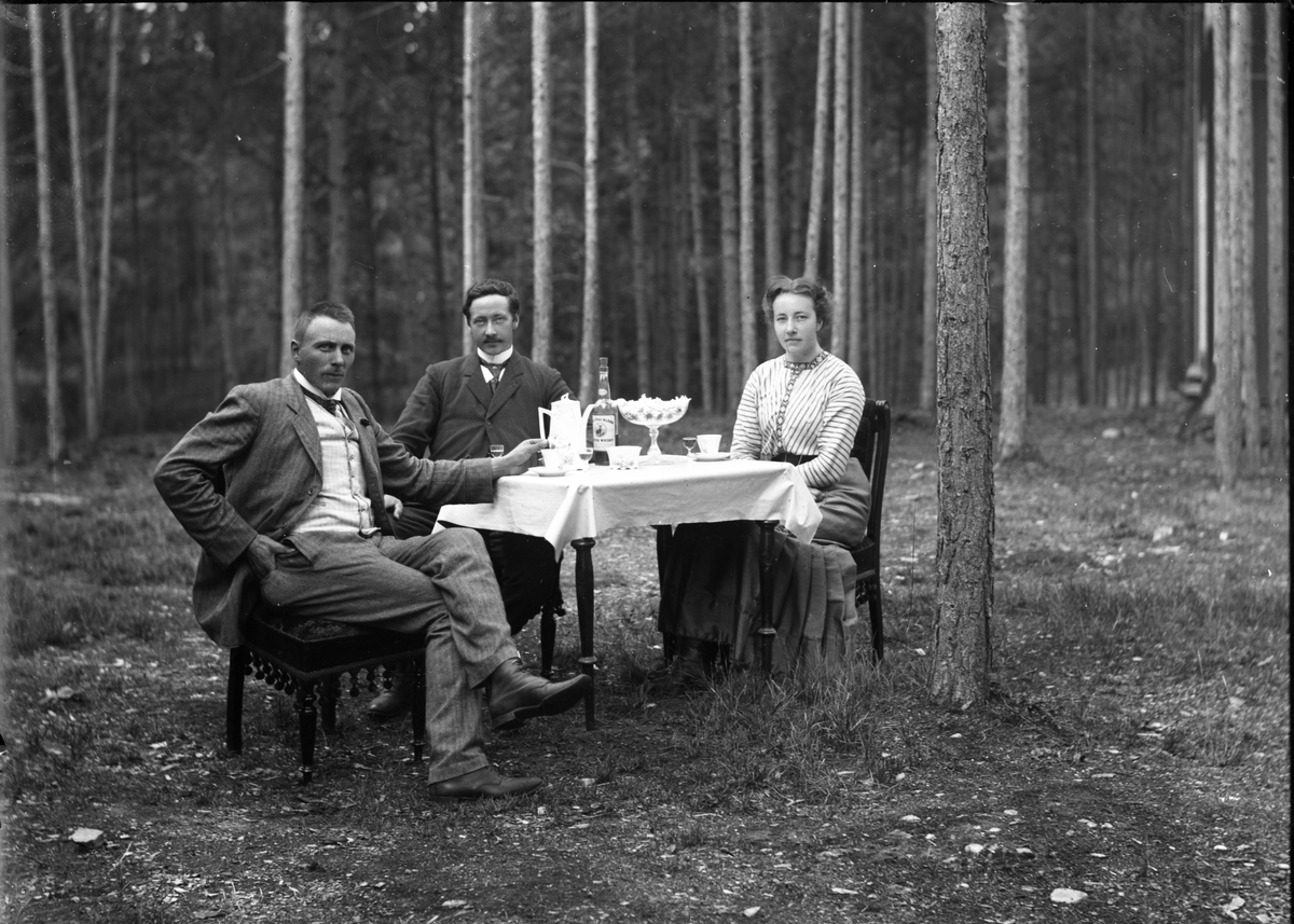 Anders O. Sørhuus, Kaffeselskap - søsken