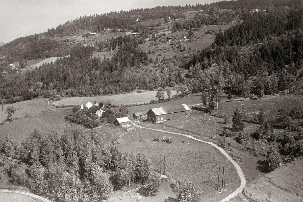 Widerøes Flyveselskap A/S, SØNDRE HESTNES GÅRD, FLYFOTO