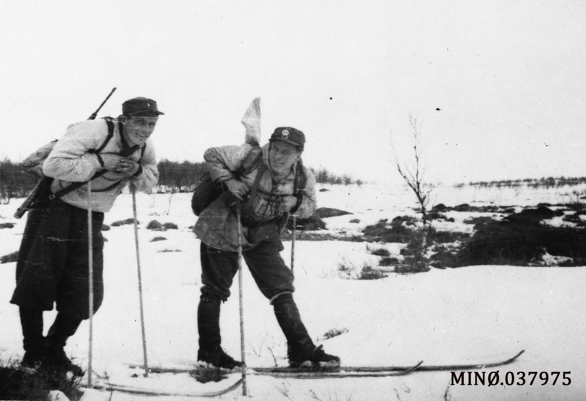 Oddvar Dobloug, F.v.: Helge Ness og Rolf Øvergaard.
