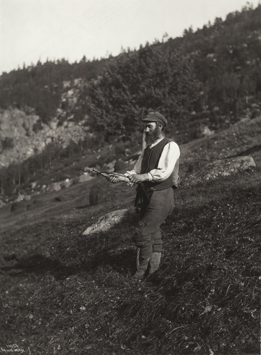 Anders Beer Wilse, Prot: Slaattekar - Telemarken 1910