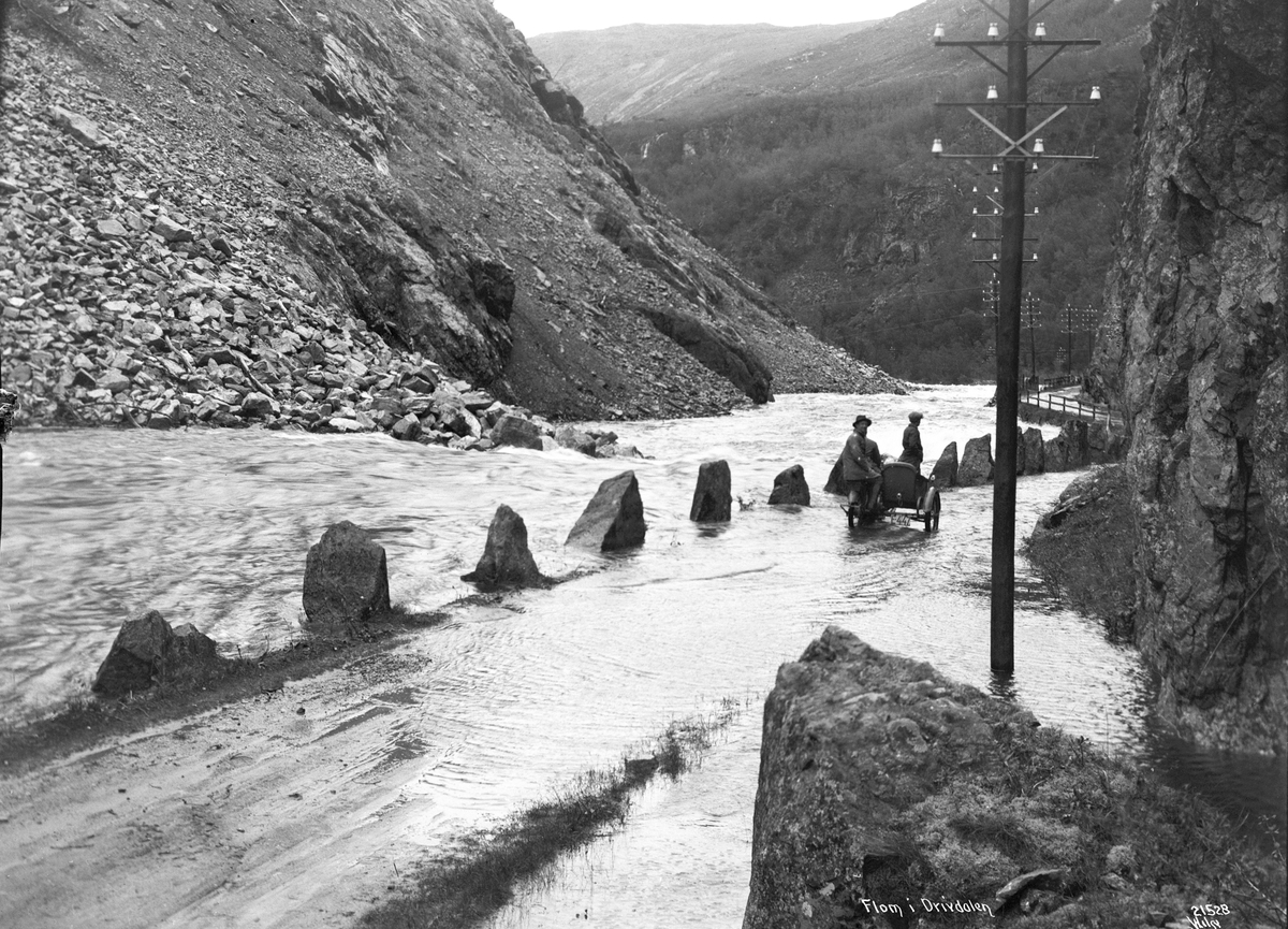 Anders Beer Wilse, Prot: Dovrebanen - Drivdalen, Oversvømmelse