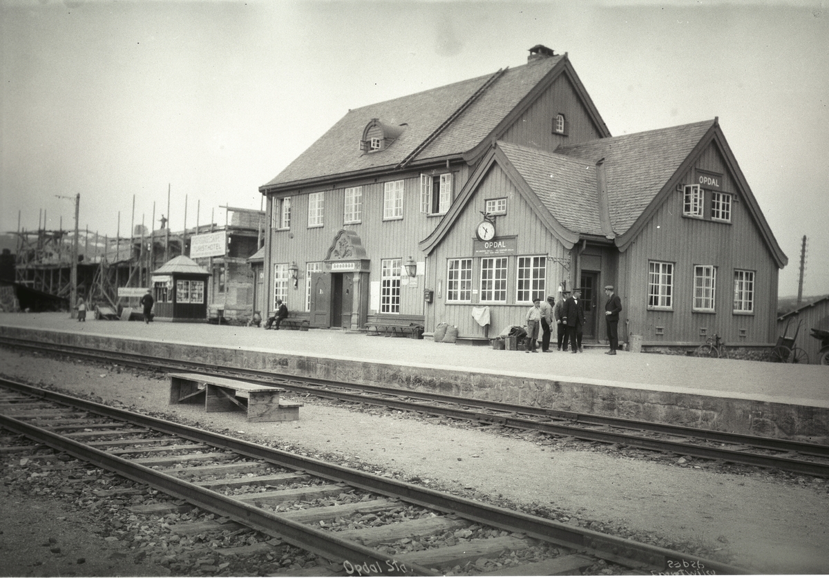 Anders Beer Wilse, Prot: Opdal Stasjon