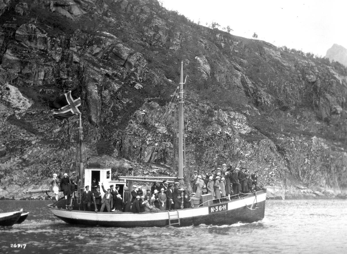 Anders Beer Wilse, Konv: Lysttur i Raftsund