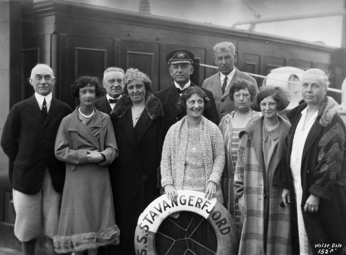 Anders Beer Wilse, Prot: Stavangerfjords Nordkaptur - Gruppe ombord med Kapteinen