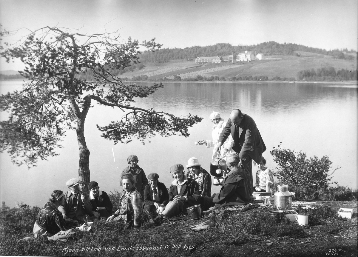 Anders Beer Wilse, Prot: Landaasen Turisthotel - Kjenn ditt land