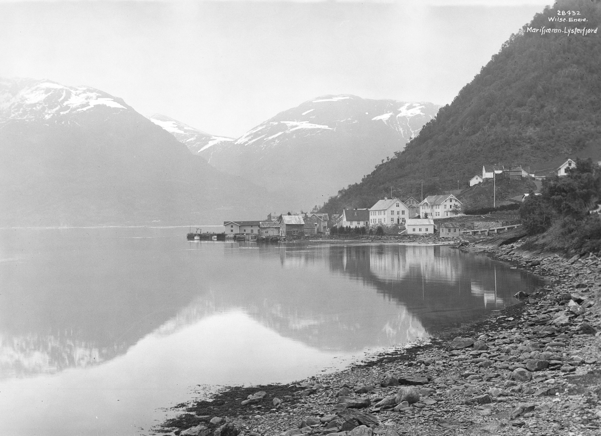 Anders Beer Wilse, Prot: Vestlandsfjordene - Lysterfjord ved Marifjæren