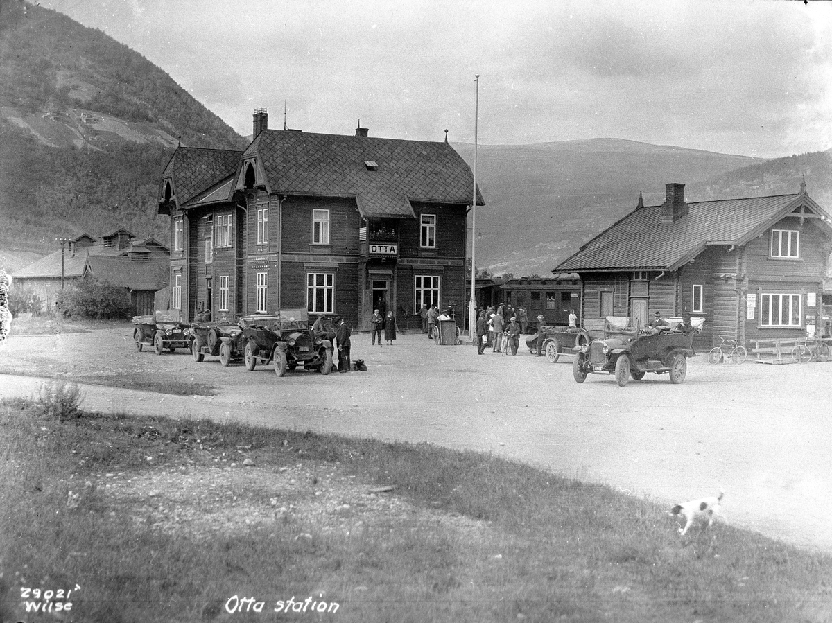 Anders Beer Wilse, Prot: Otta jernbanestation