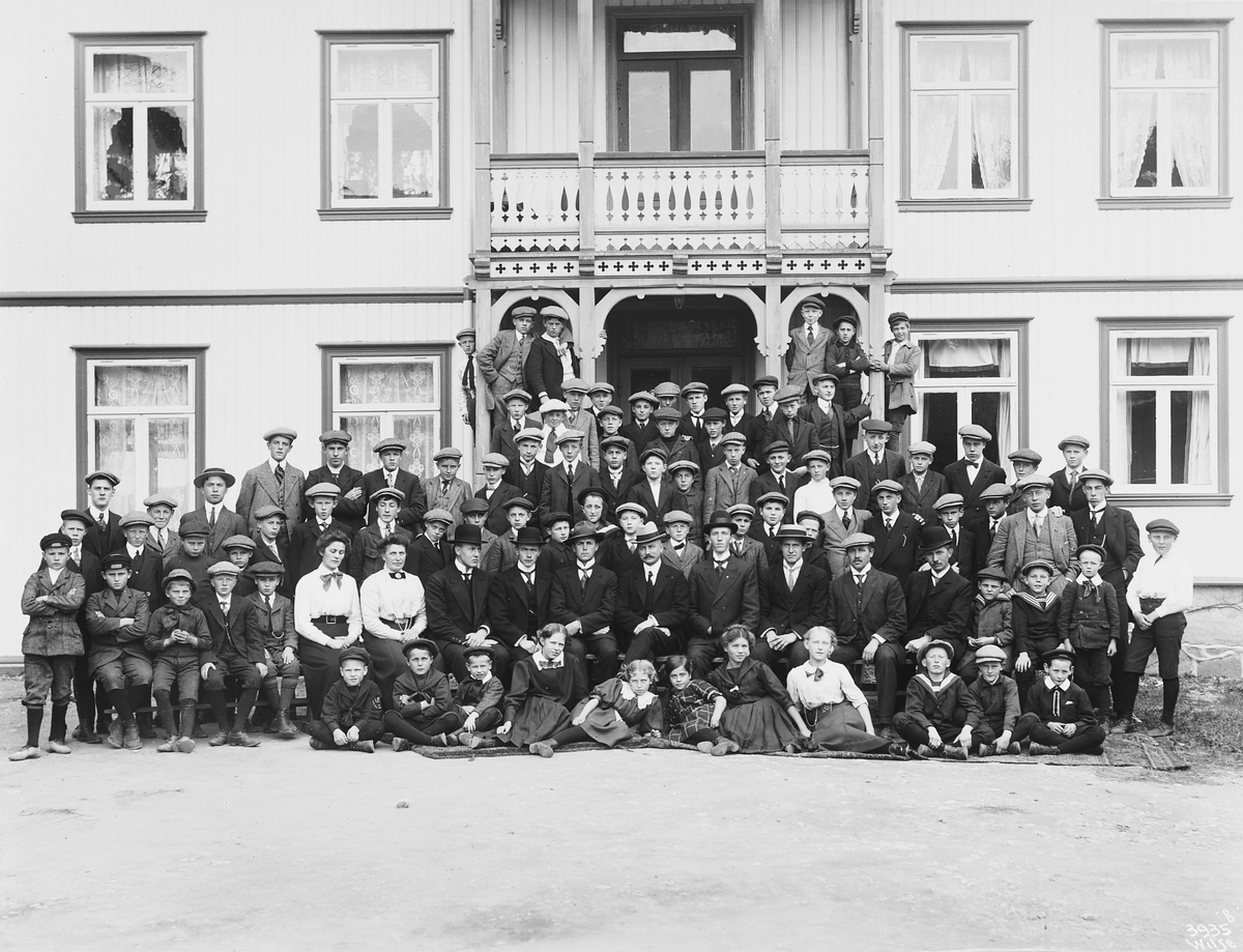 Anders Beer Wilse, Prot: Hartmans Pensionatskole Hvalstad - Gruppe