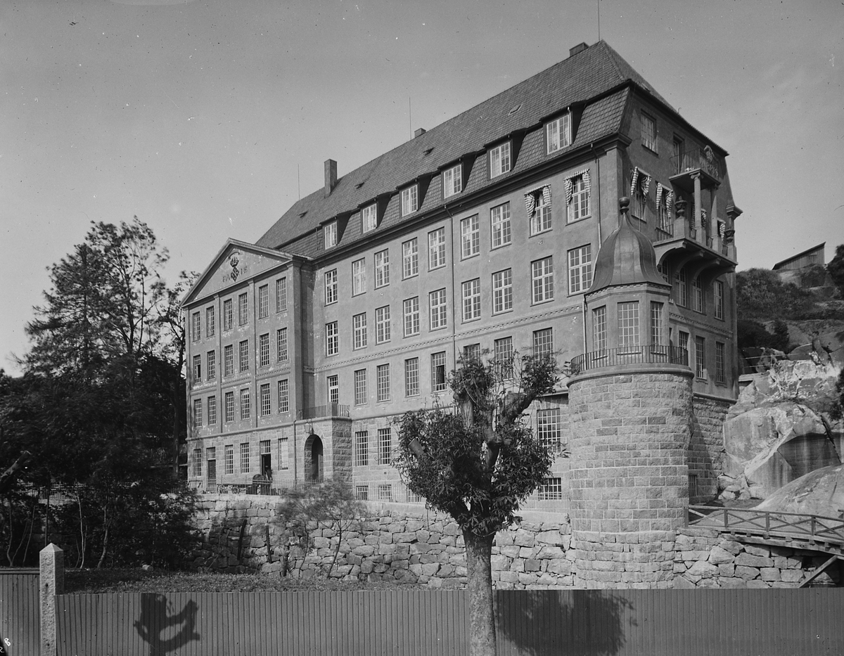Anders Beer Wilse, Prot: Farris bygningen