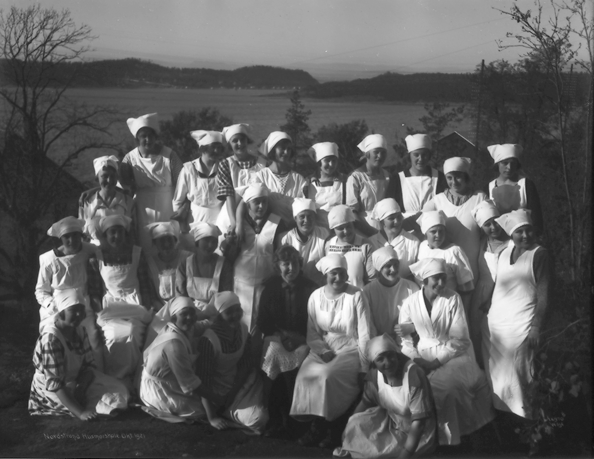 Anders Beer Wilse, Prot: Norstrand Husmorskole okt 1921 gruppe 6 Mnd