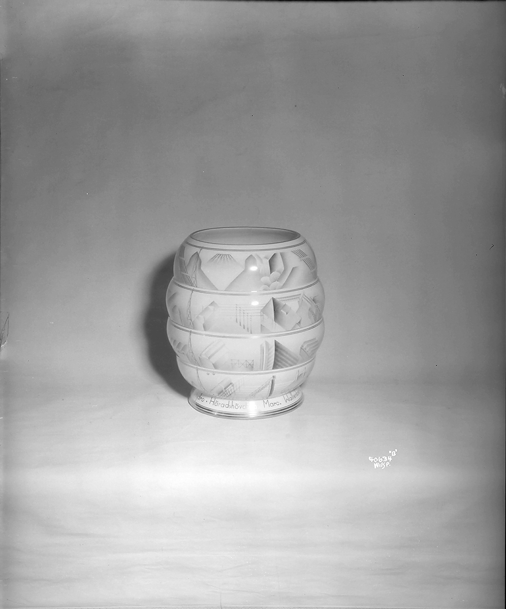 Anders Beer Wilse, Prot: Porsgrund Porselen Hydros vase