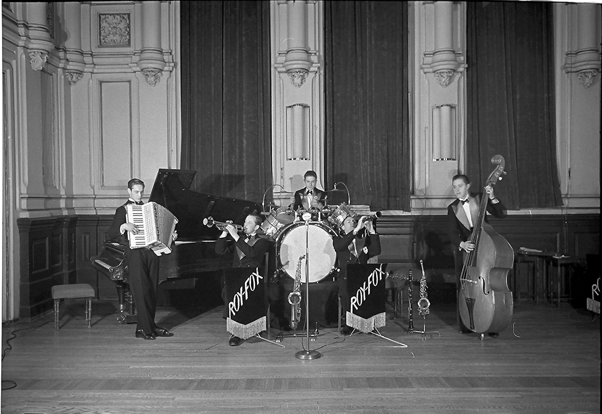 Anders Beer Wilse, Prot: Roy Fox jassband 9/12