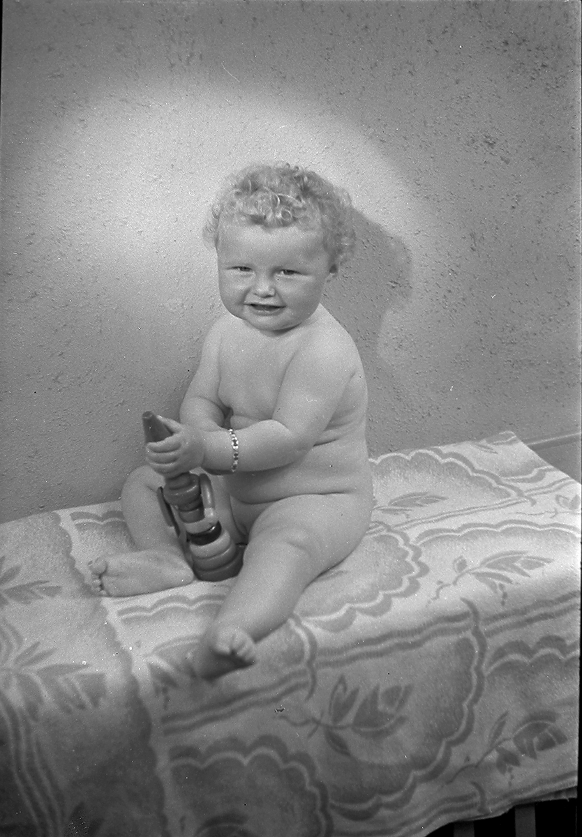 Anders Beer Wilse, Prot: protokoll finnes ikke Register: Andersen (Nerliens kjemiske) Leica barn 1944