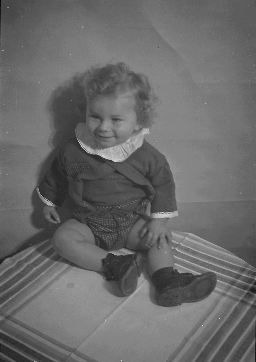 Anders Beer Wilse, Prot: protokoll finnes ikke Register: Churserong Aamot barn leica