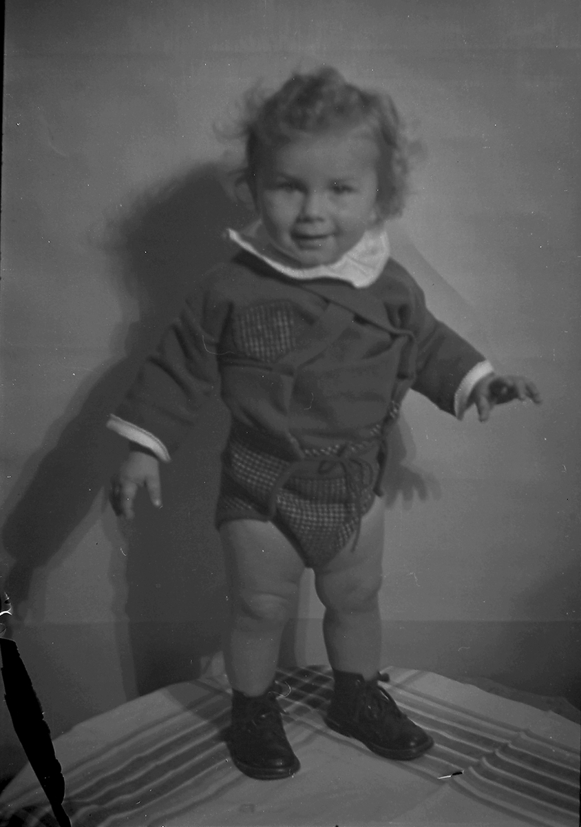Anders Beer Wilse, Prot: protokoll finnes ikke Register: Churserong Aamot barn leica