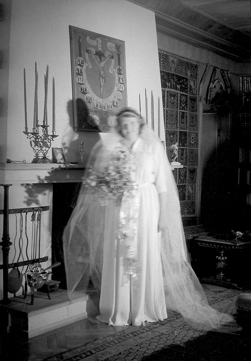 Anders Beer Wilse, Prot: protokoll finnes ikke Register: Qvale fru Leica 1946