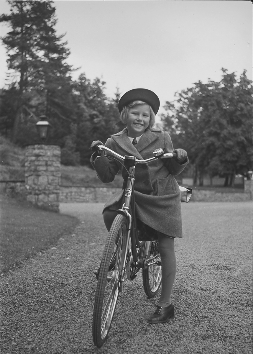 Anders Beer Wilse, Prot: Med Cykler Astrid alene