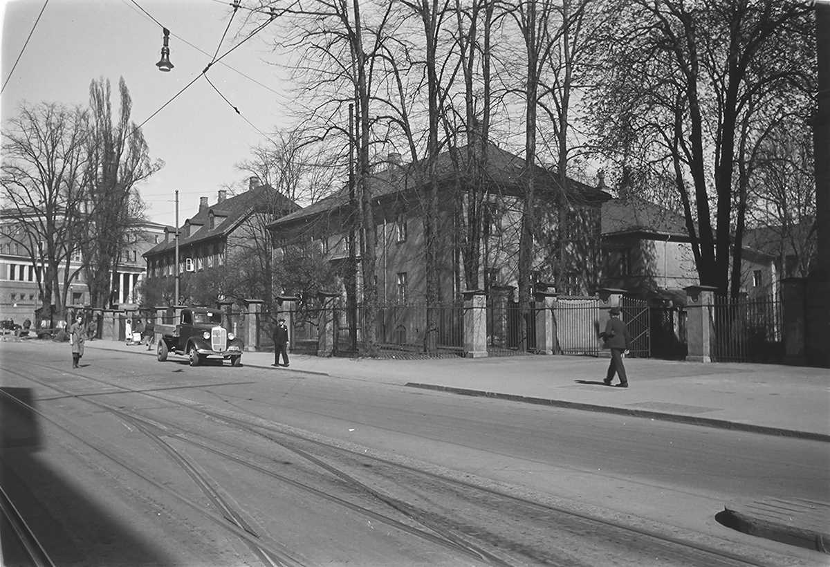 Anders Beer Wilse, Prot: Akersgaten - Födsel