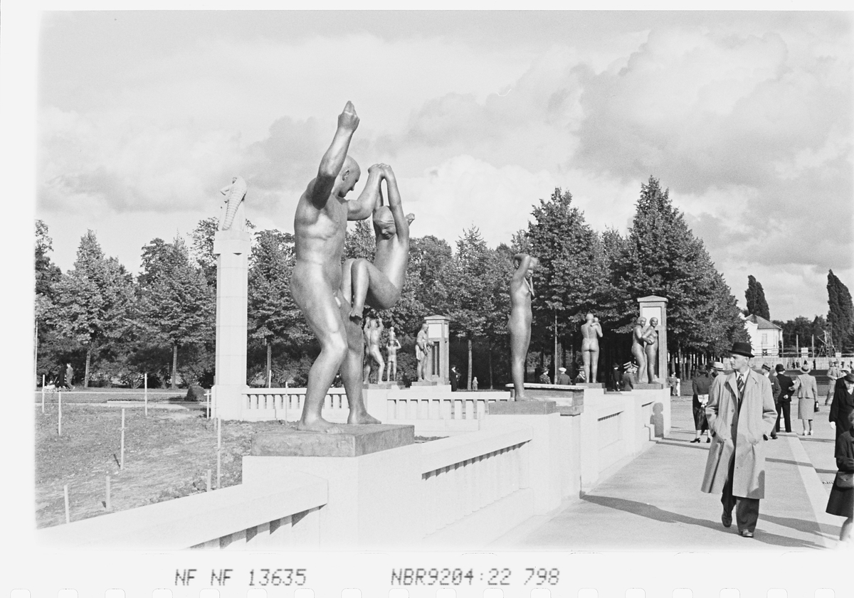 Anders Beer Wilse, Prot: Vigelandsbroen Figurer