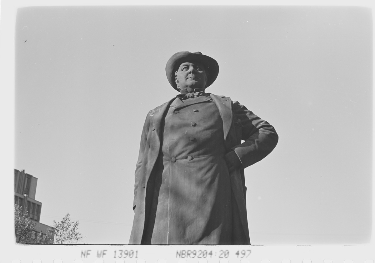 Anders Beer Wilse, Prot: Brun Johannes Monument