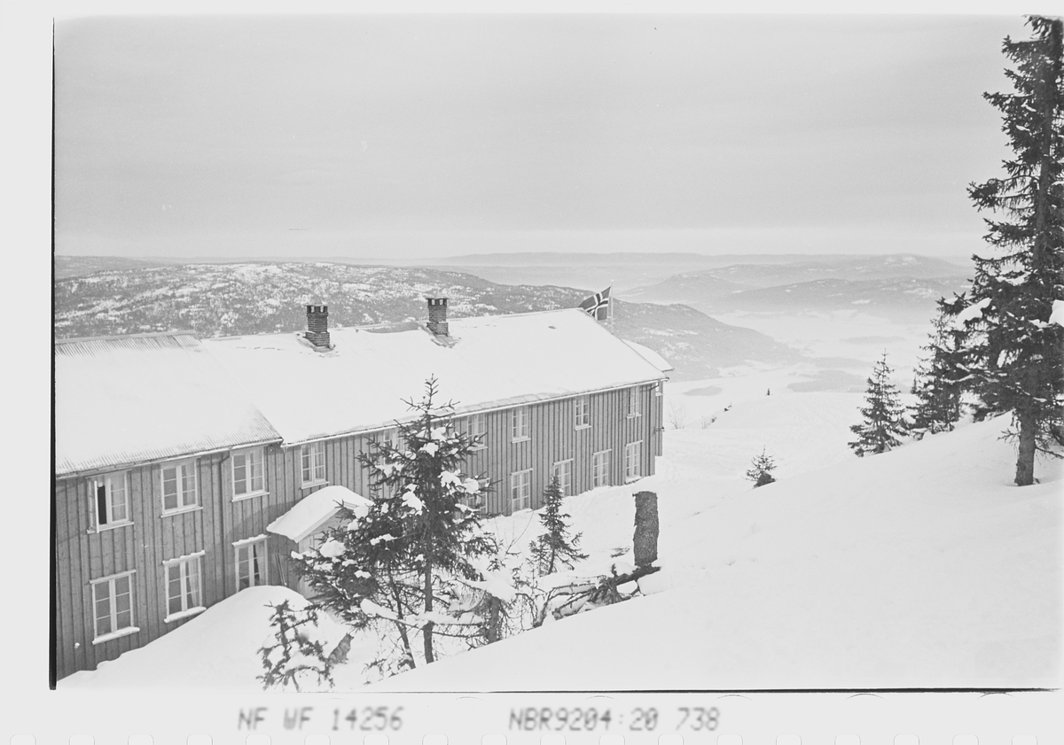 Anders Beer Wilse, Prot: Hotellet ""Fjellhvil""