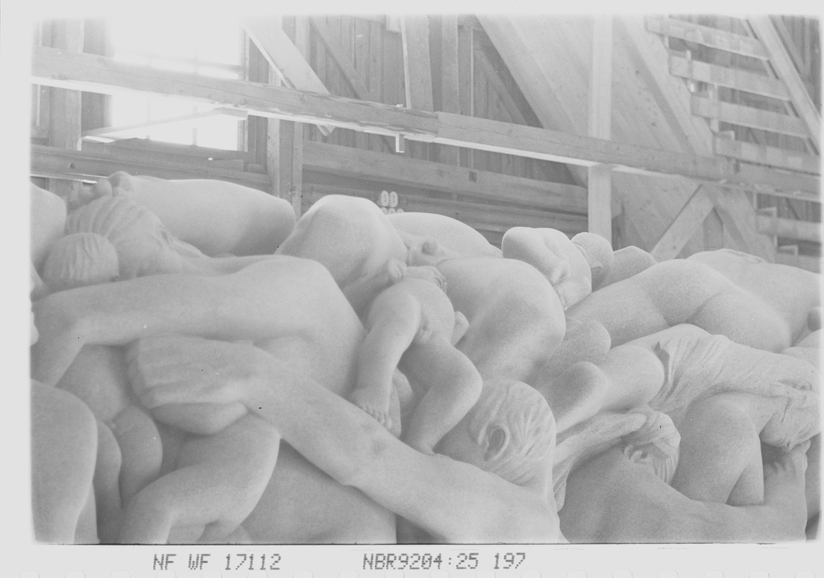 Anders Beer Wilse, Prot: Monolitten Vigeland detalj